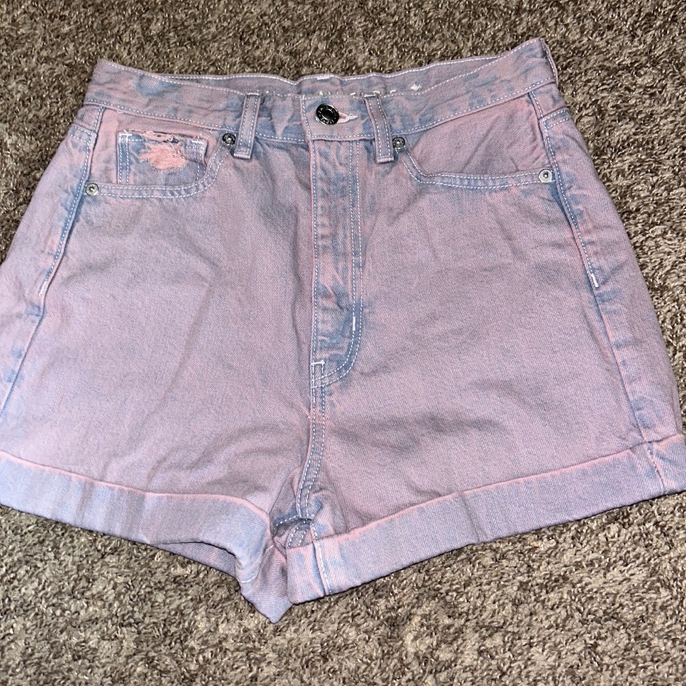 AE Mom Short
